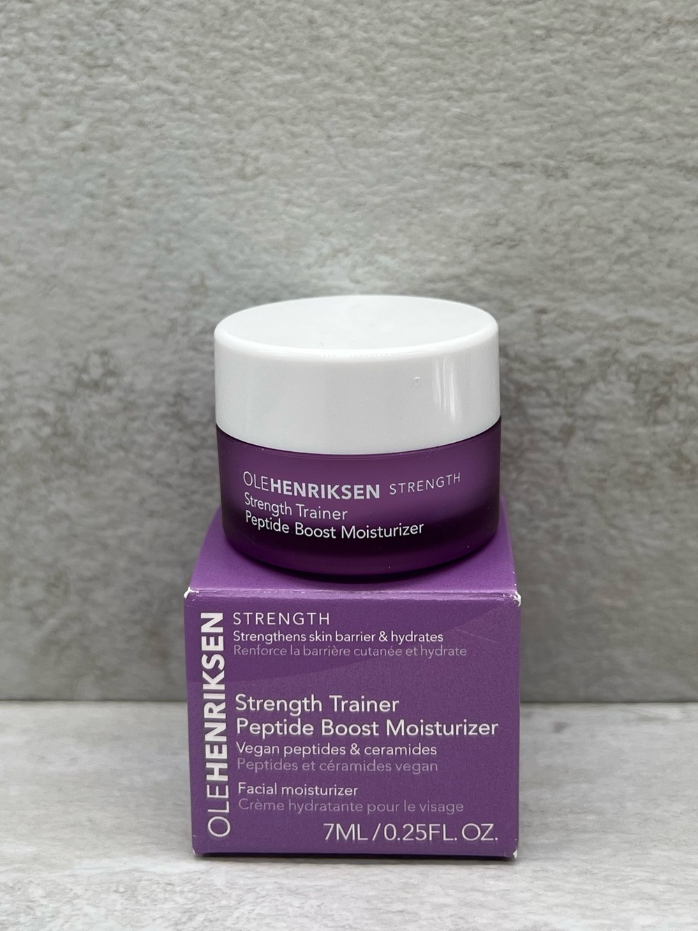 🎉 $5 OleHenriksen Strength Trainer Peptide Boost Moisturizer